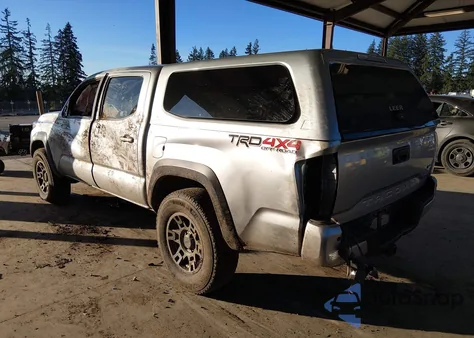 2022 Toyota Tacoma Trd Off Road z USA, uszkodzony, nr VIN 3TMCZ5AN3NM488794